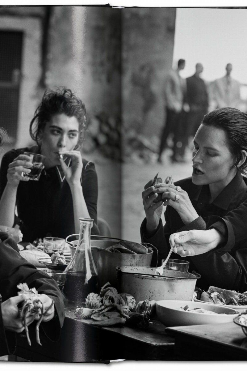 Peter Lindbergh. Untold Stories by Felix Kräme, Peter Lindbergh & Wim Wenders - Boutique Galleria