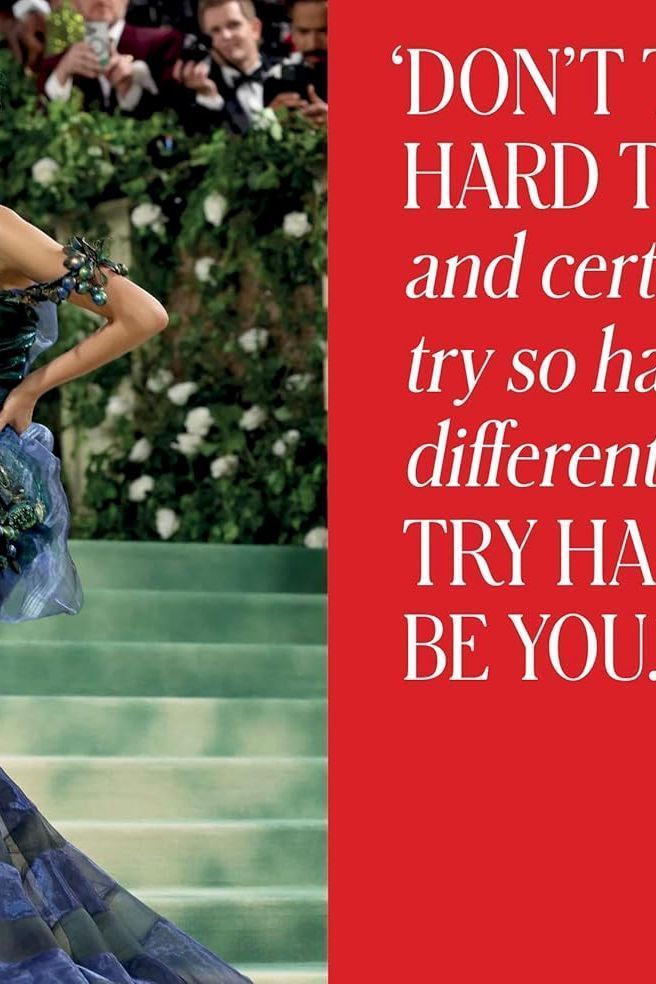 The Met Gala: Red Carpet Style, Iconic moments of fashion from the world's most exclusive event, Perfect for fans of ICONS OF STYLE and THE LITTLE BOOKS OF FASHION - Boutique Galleria