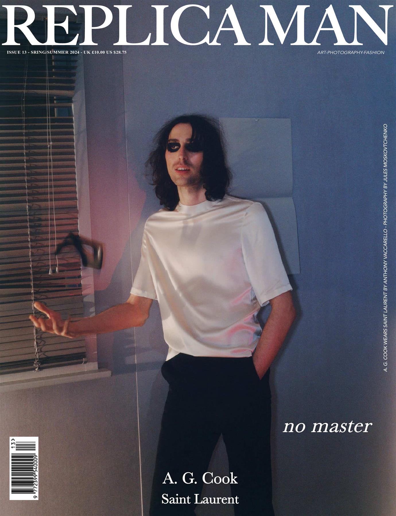 Replica Magazine